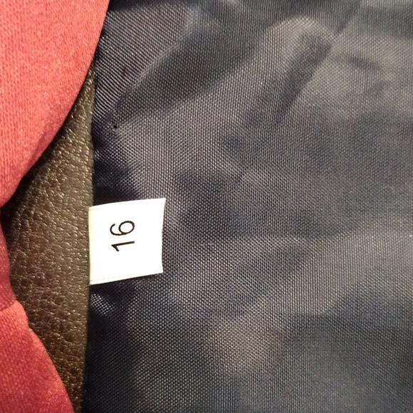 💥NWOT Boys Blue Vest and Red Bowtie - Picture 7 of 9